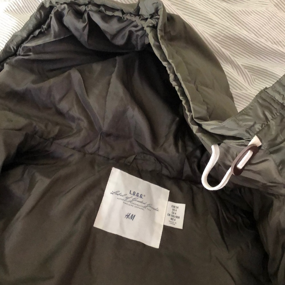 H&M Puffer Jacket - Picture 5 of 7